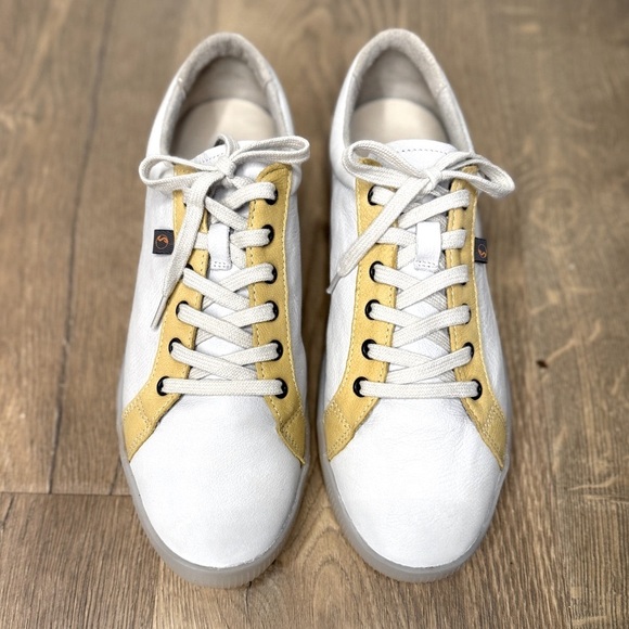 Softino by Fly London White and Yellow Sneakers size 40 us size 9 - Picture 3 of 6